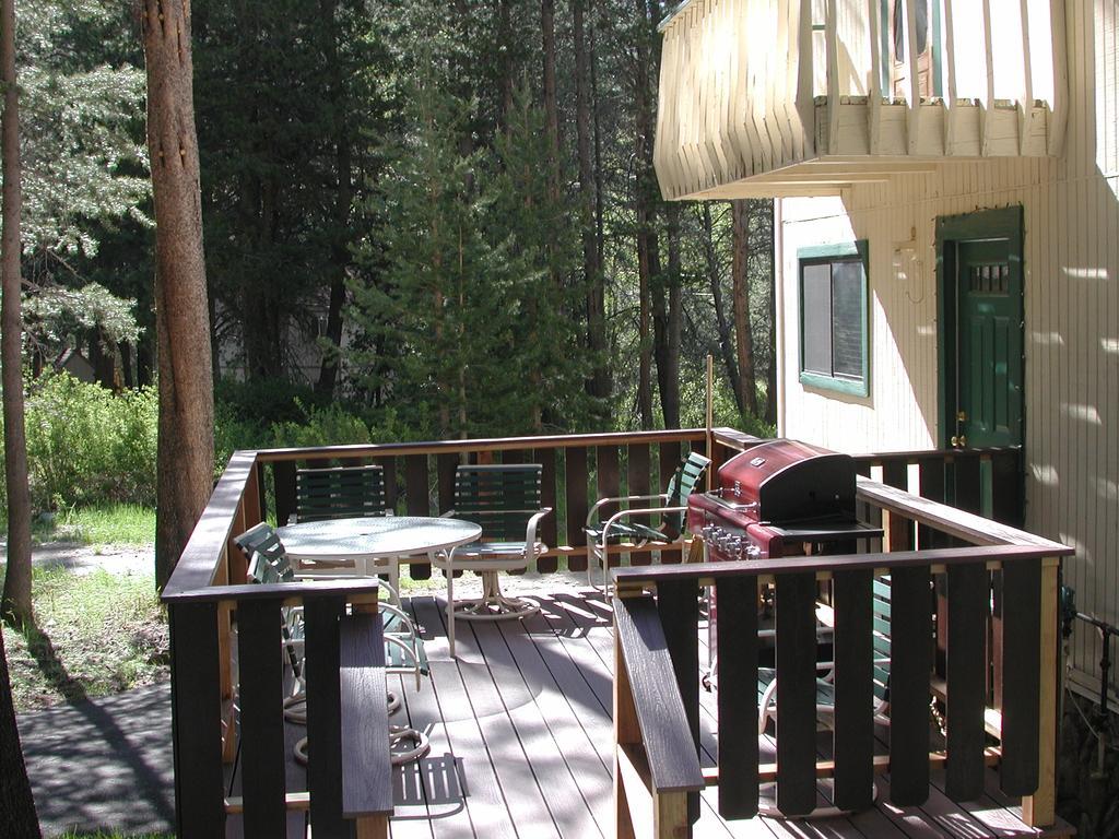 Reverse Creek Lodge จูนเลค ภายนอก รูปภาพ