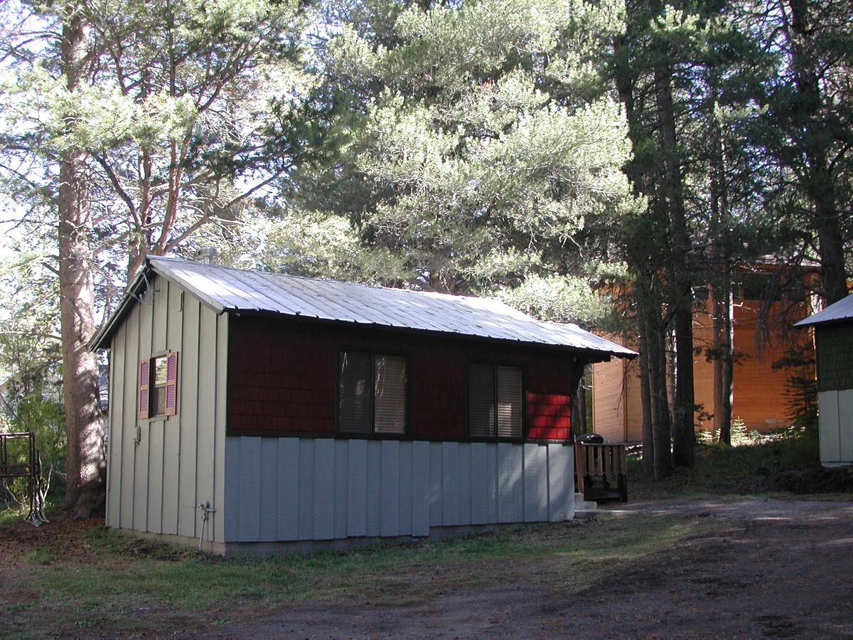 Reverse Creek Lodge จูนเลค ภายนอก รูปภาพ