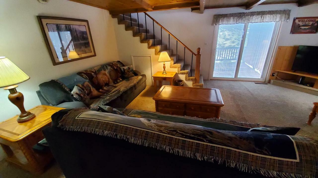 Reverse Creek Lodge จูนเลค ภายนอก รูปภาพ