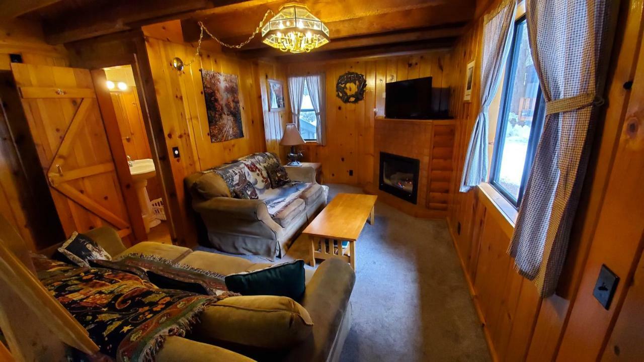 Reverse Creek Lodge จูนเลค ภายนอก รูปภาพ