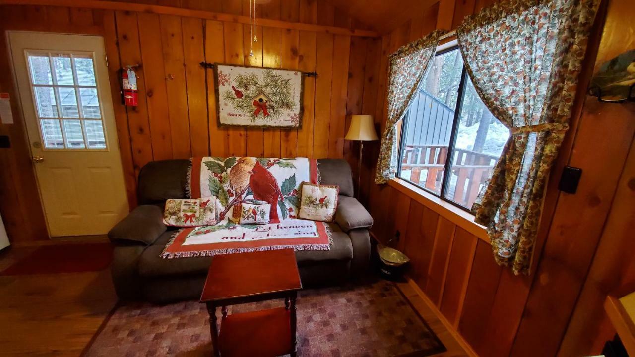 Reverse Creek Lodge จูนเลค ห้อง รูปภาพ