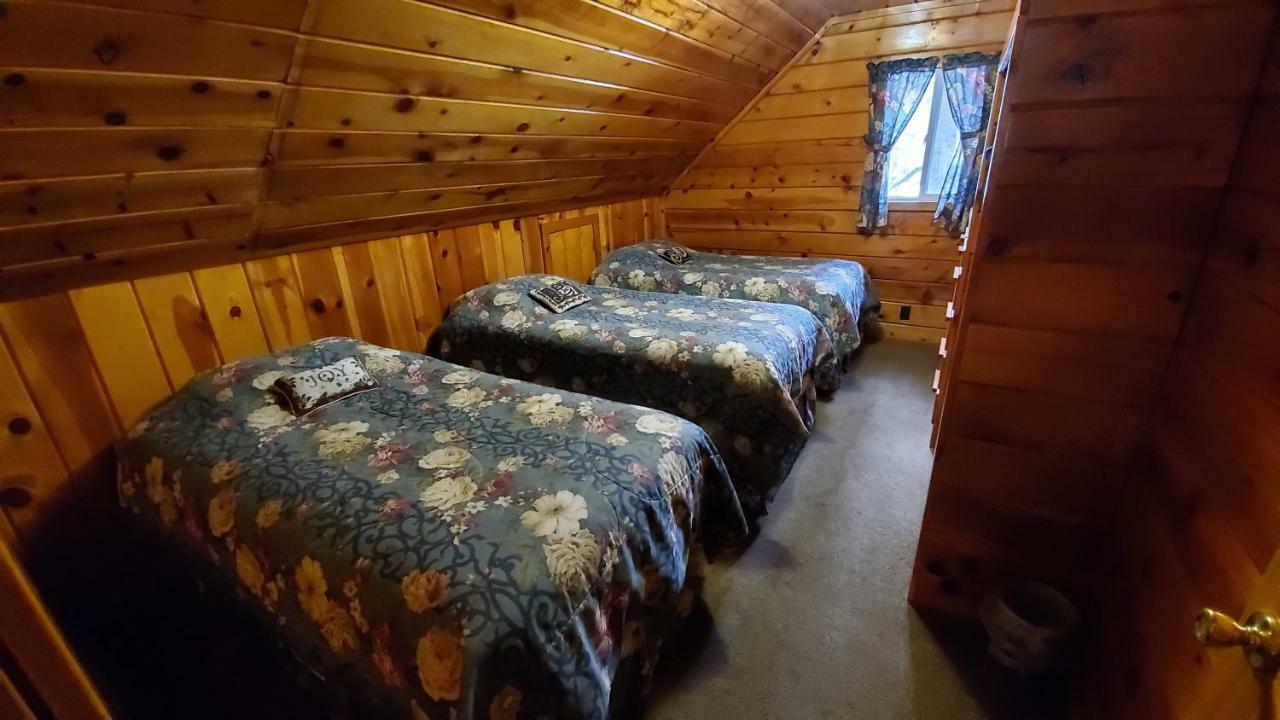 Reverse Creek Lodge จูนเลค ห้อง รูปภาพ