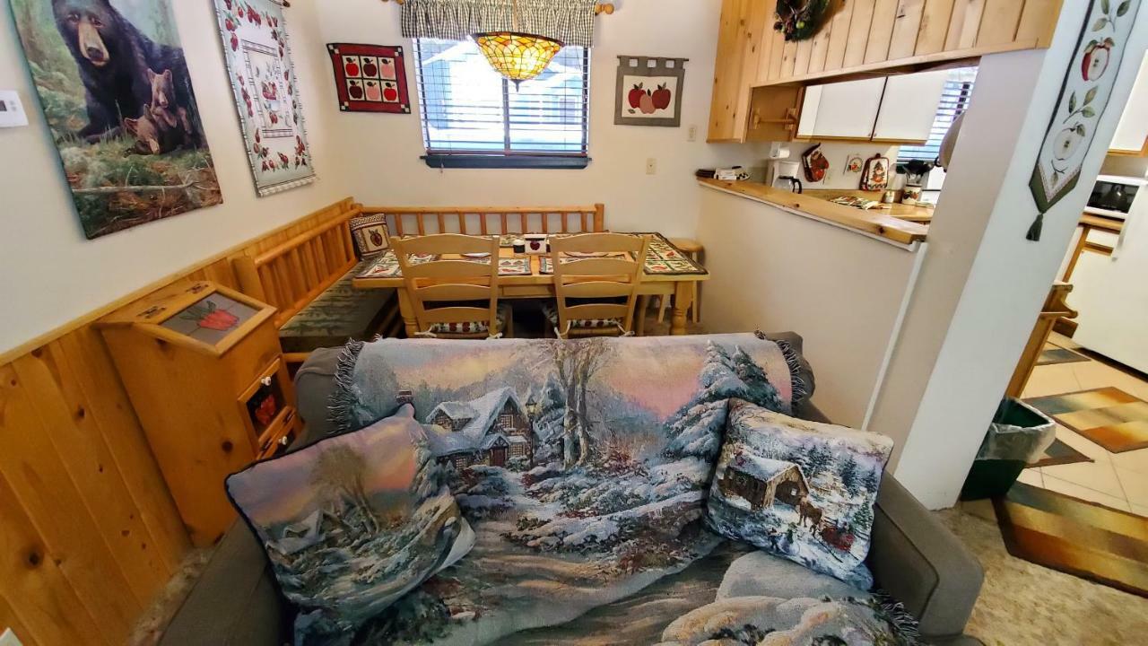 Reverse Creek Lodge จูนเลค ห้อง รูปภาพ