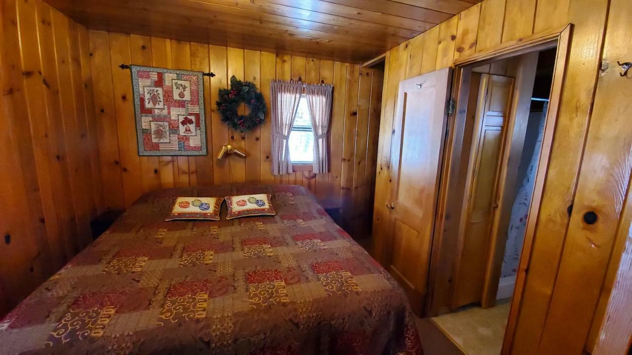 Reverse Creek Lodge จูนเลค ห้อง รูปภาพ