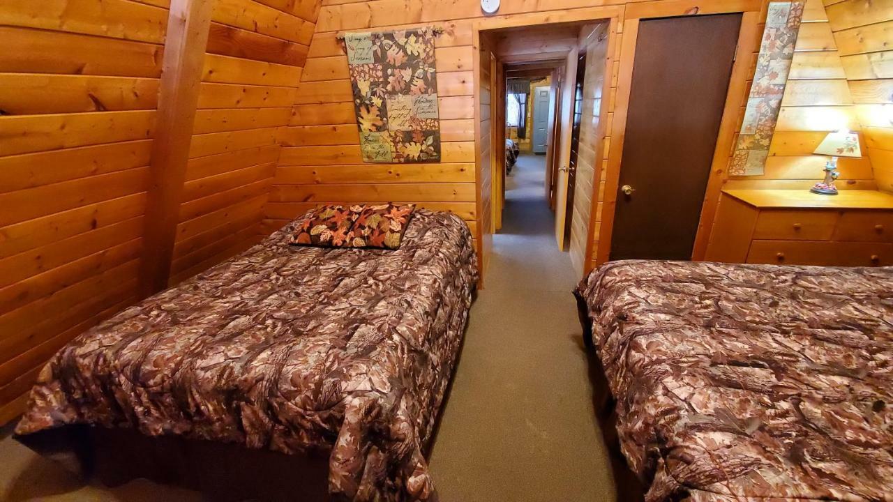 Reverse Creek Lodge จูนเลค ห้อง รูปภาพ