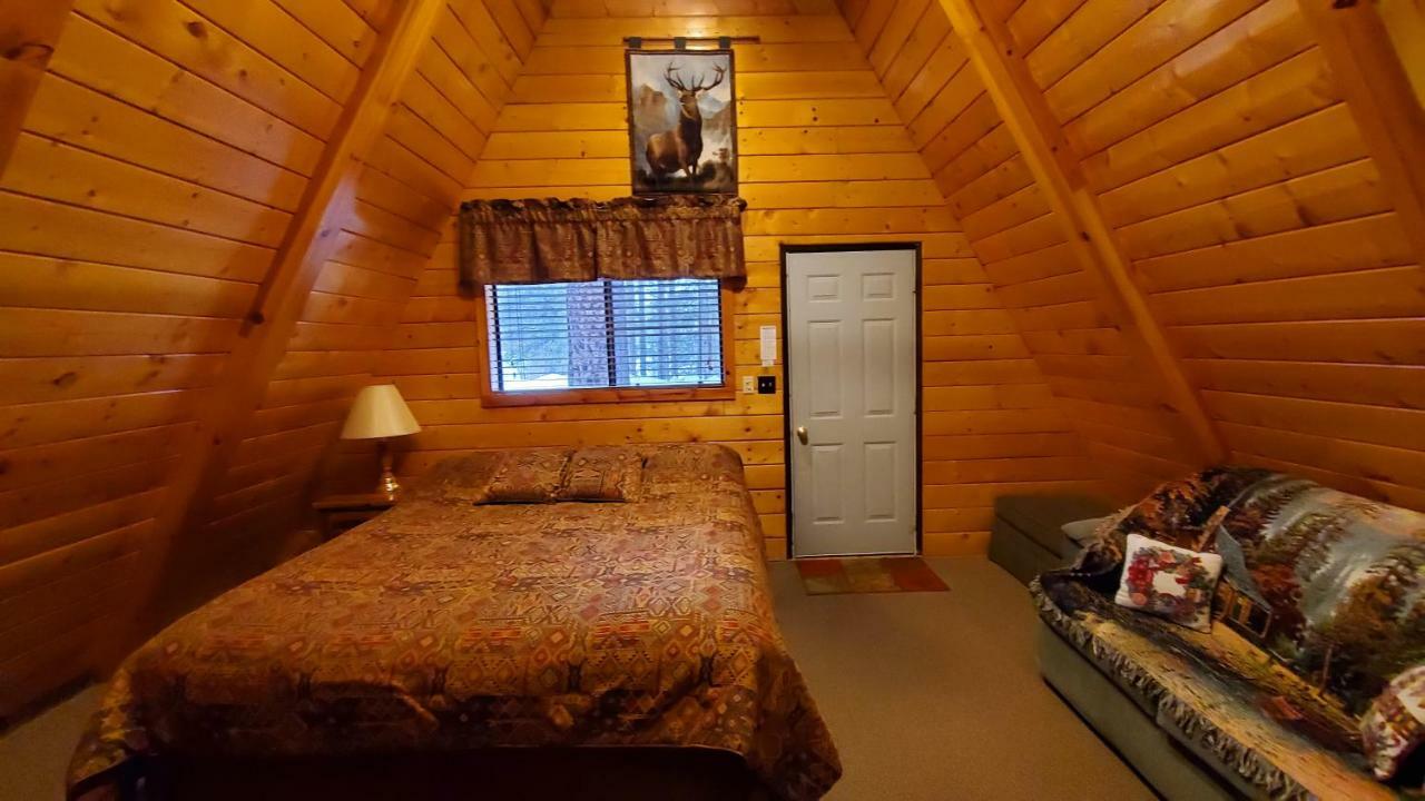 Reverse Creek Lodge จูนเลค ห้อง รูปภาพ